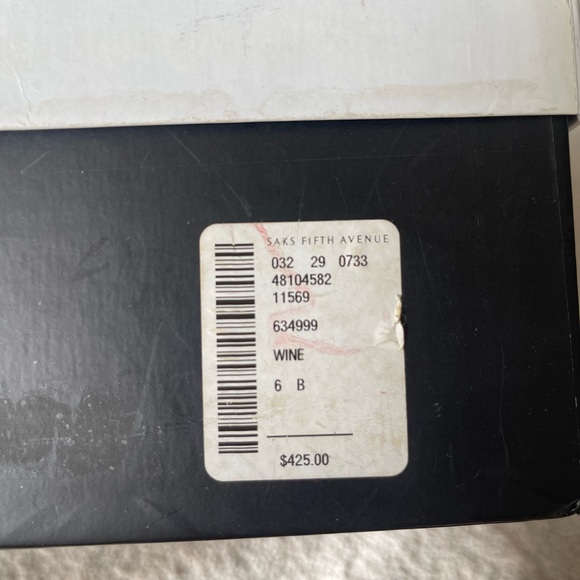 Marc Jacobs suede red boots with faux fur inside. - Picture 4 of 5